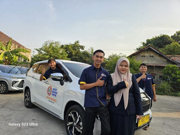 Praktik Bersama Instruktur
